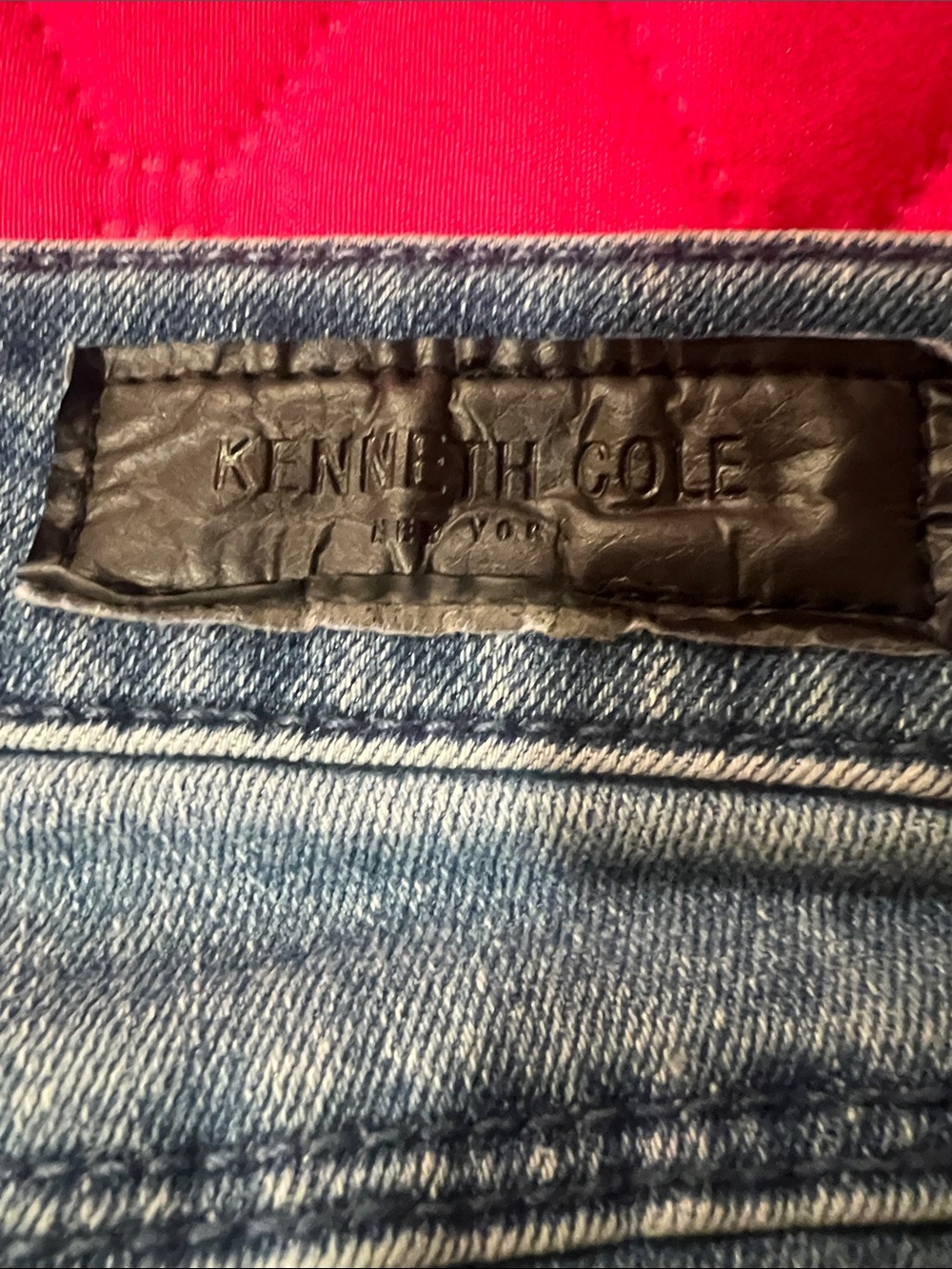 Kenneth Cole Light Blue Cropped Stretch Jeans - Picture 10 of 12
